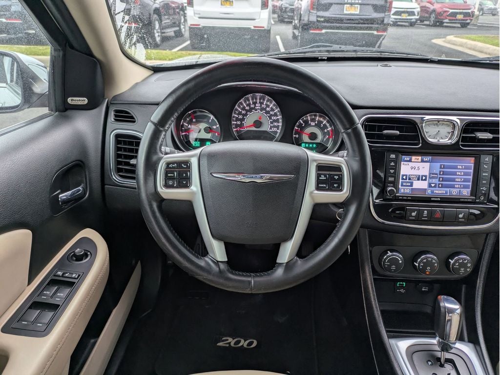 2011 Chrysler 200 Limited