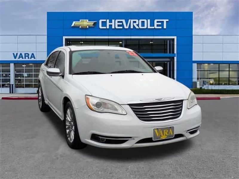 2011 Chrysler 200 Limited