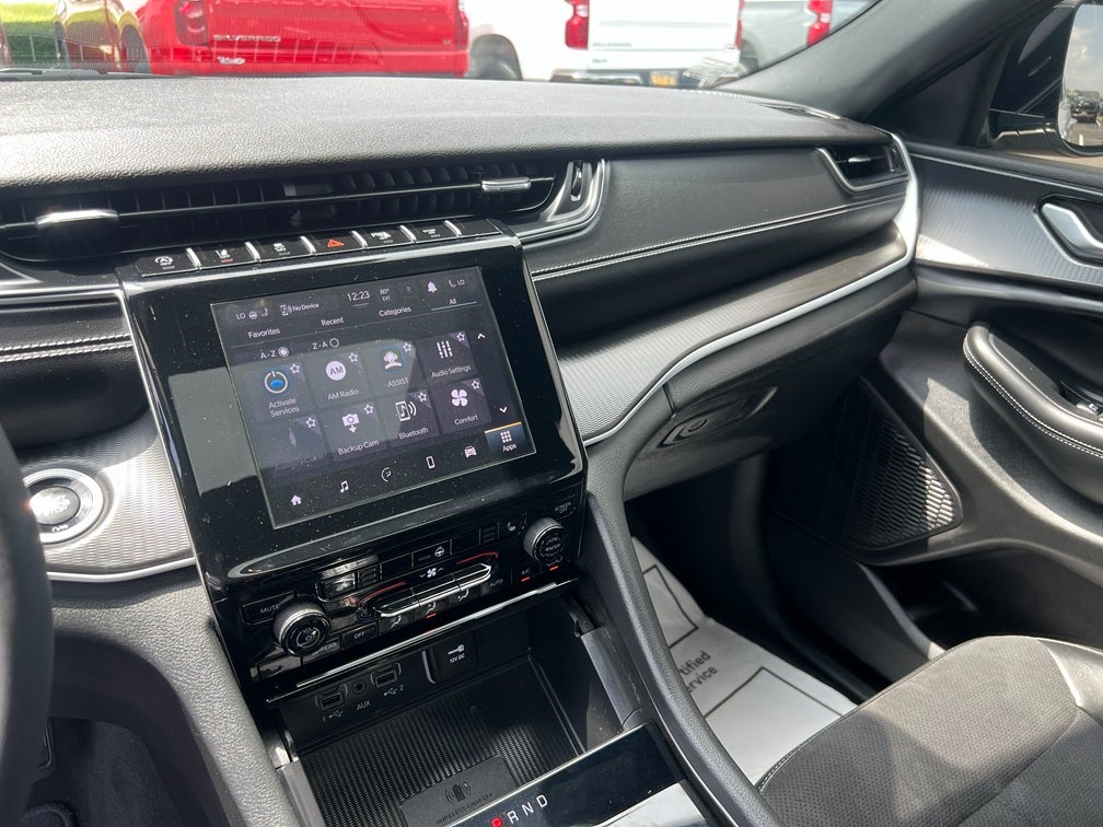 2024 Jeep Grand Cherokee L Altitude X 4x2