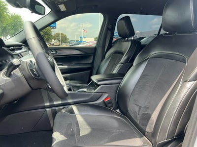 2024 Jeep Grand Cherokee L Altitude X 4x2