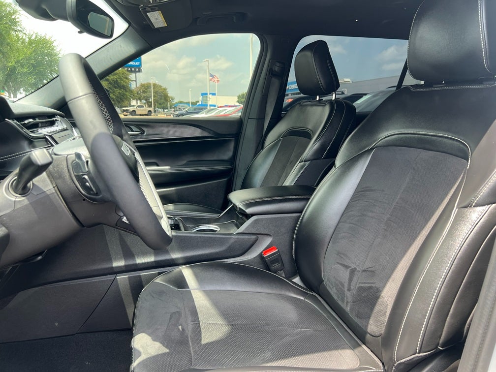 2024 Jeep Grand Cherokee L Altitude X 4x2