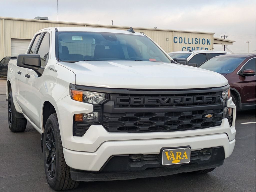 2023 Chevrolet Silverado 1500 Custom