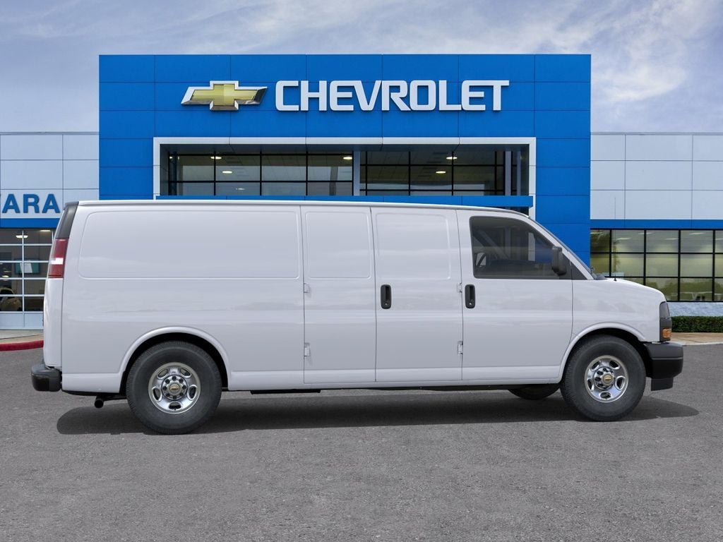 2026 Chevrolet Express Cargo WT