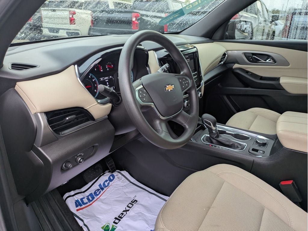 2023 Chevrolet Traverse LS