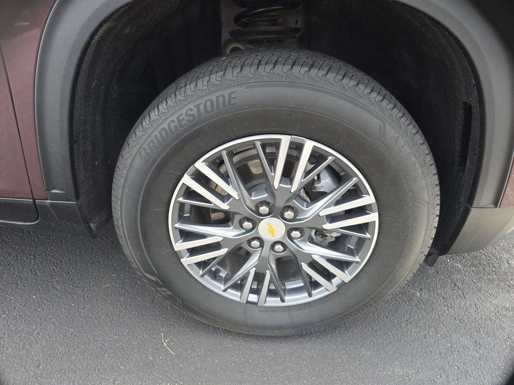 2024 Chevrolet Traverse LT