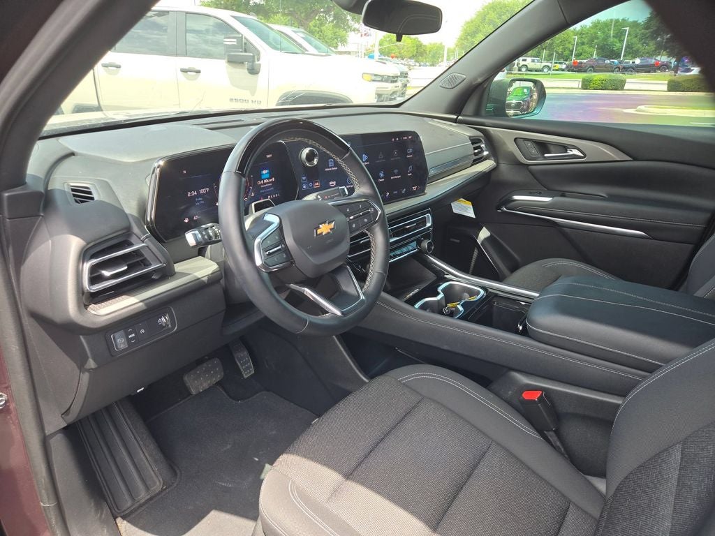 2024 Chevrolet Traverse LT