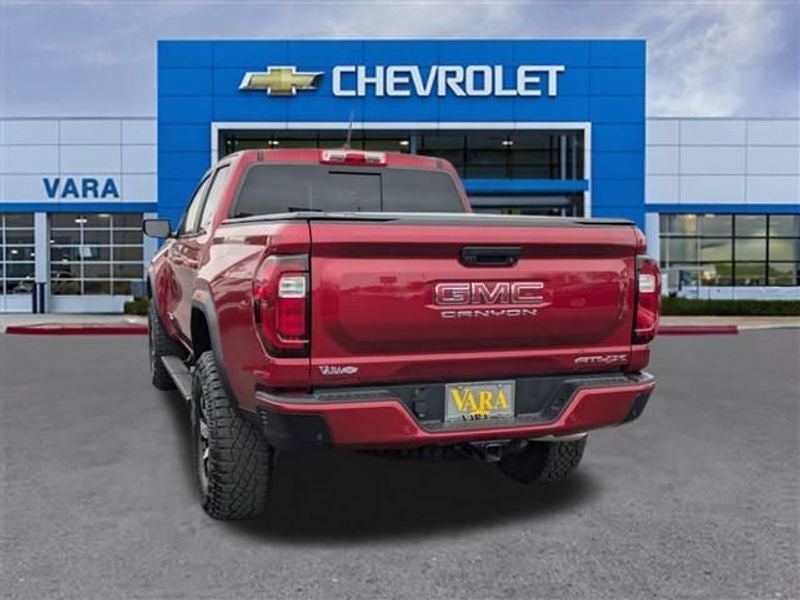 2024 GMC Canyon AT4X