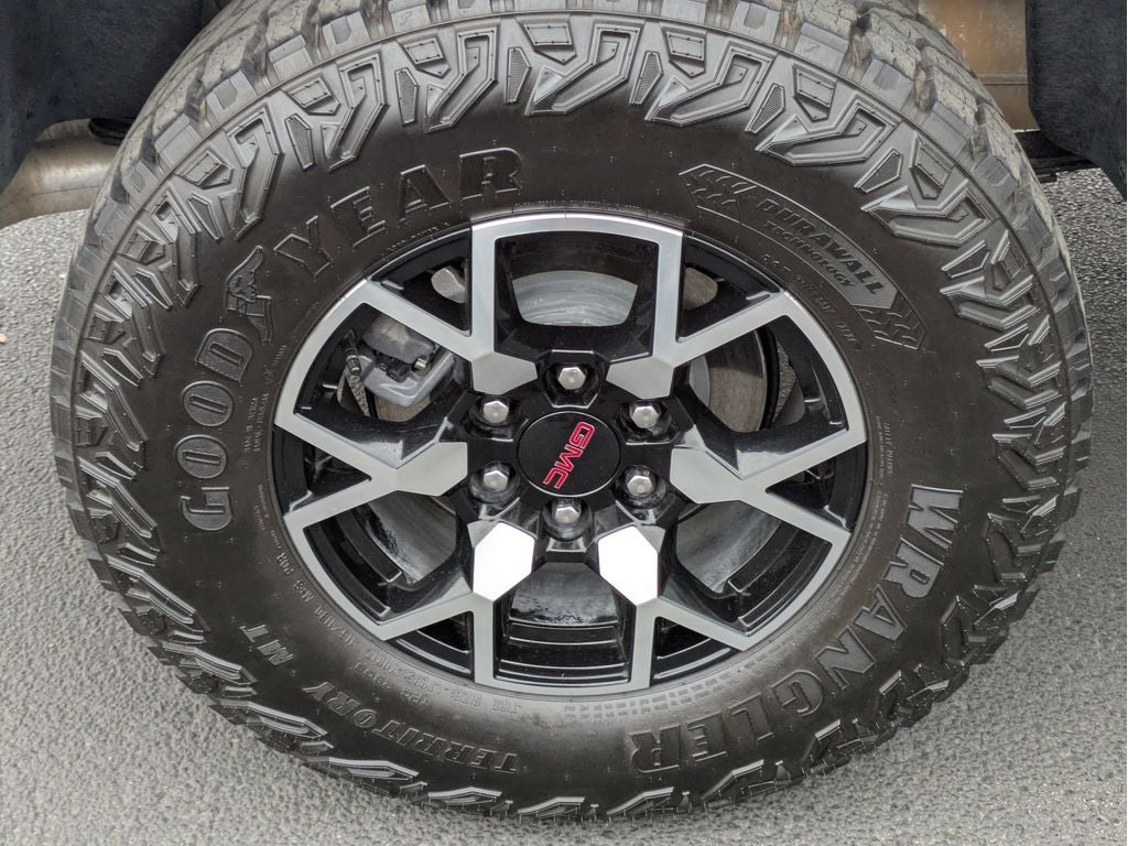 2024 GMC Canyon AT4X