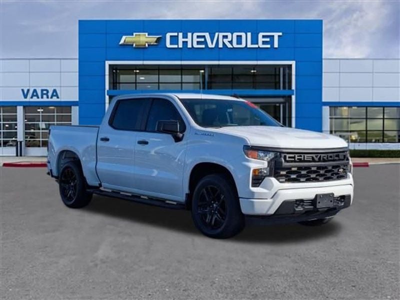 2022 Chevrolet Silverado 1500 Custom