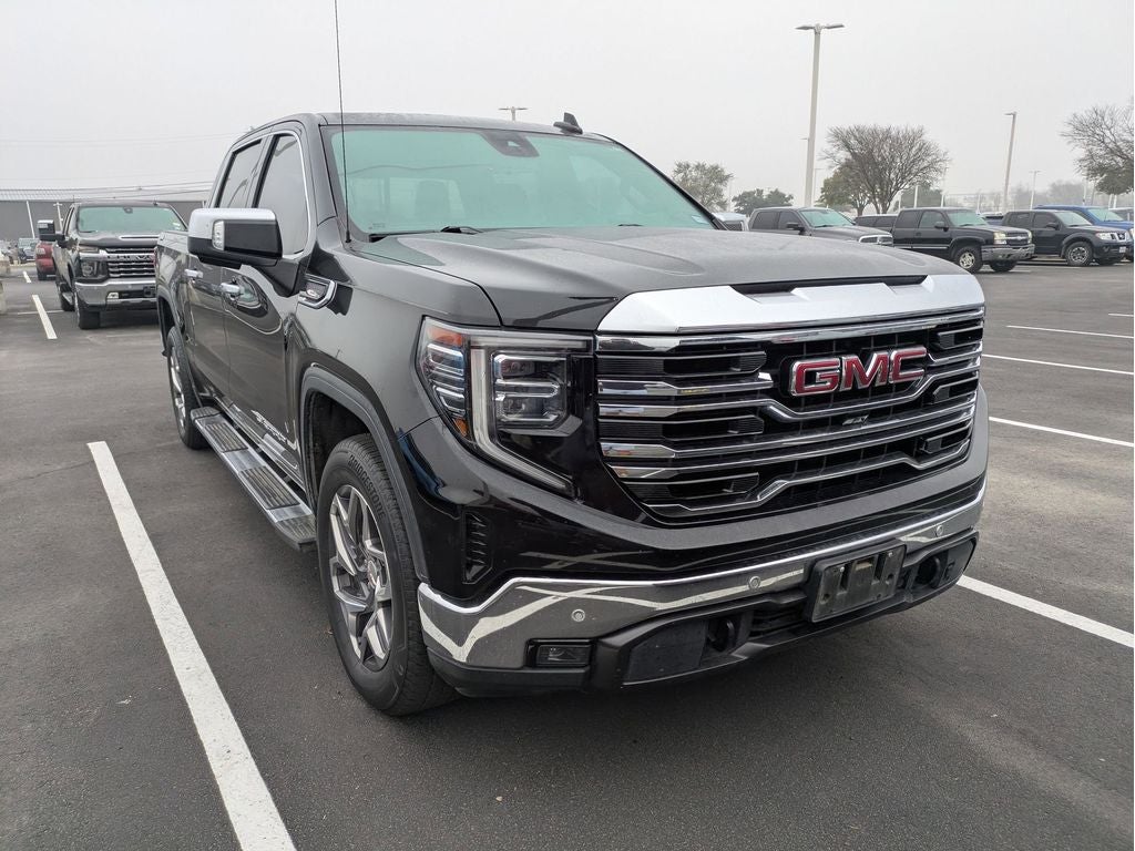 2022 GMC Sierra 1500 SLT