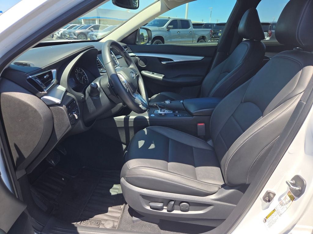 2020 INFINITI QX50 LUXE