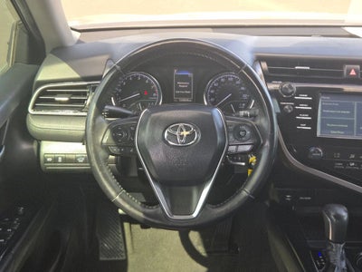 2019 Toyota Camry SE