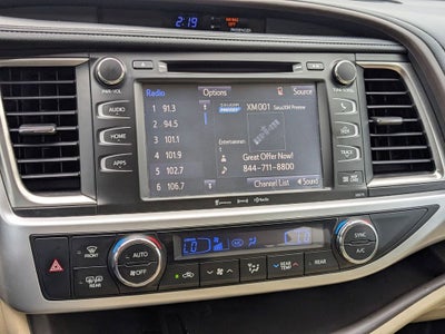 2018 Toyota Highlander SE