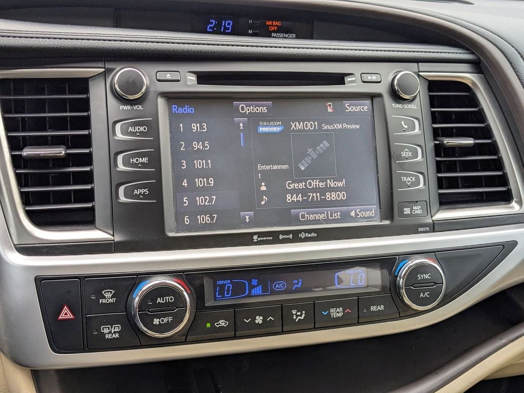 2018 Toyota Highlander SE