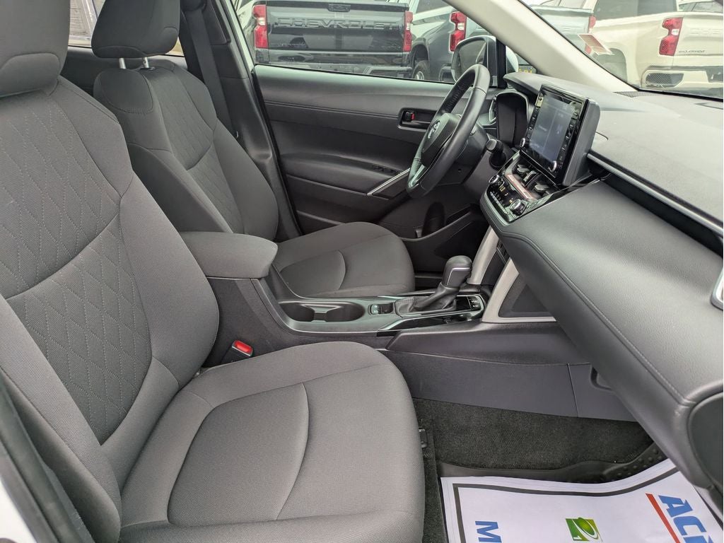 2022 Toyota Corolla Cross LE