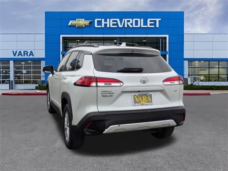 2022 Toyota Corolla Cross LE