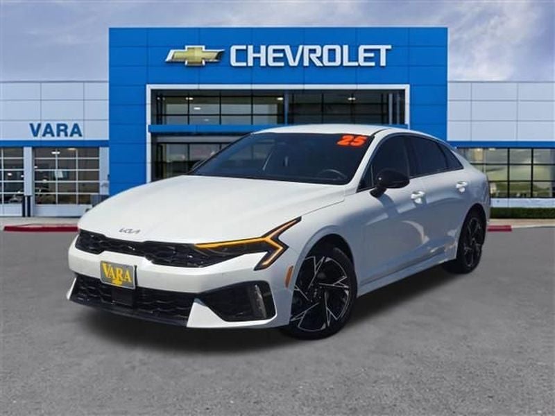 2025 Kia K5 GT-Line