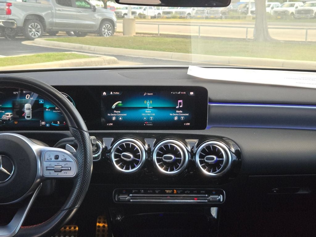 2020 Mercedes-Benz A 220 A 220