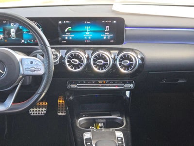 2020 Mercedes-Benz A 220 A 220