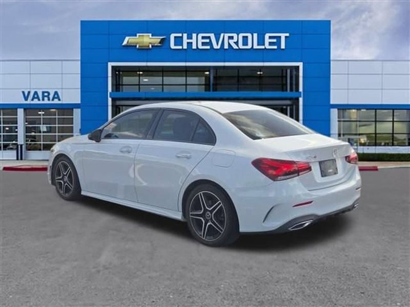 2020 Mercedes-Benz A 220 A 220